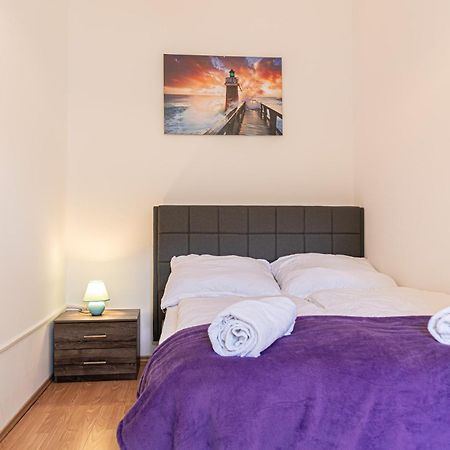 וינה Spacious 2Br Apt Great Location - Near Schoenbrunn מראה חיצוני תמונה